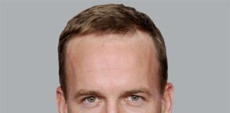Peyton Manning. Short biography
